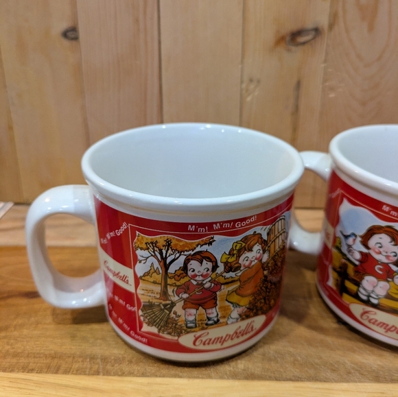 Campbell's Red and White Soup Mugs - Picture 7 of 10